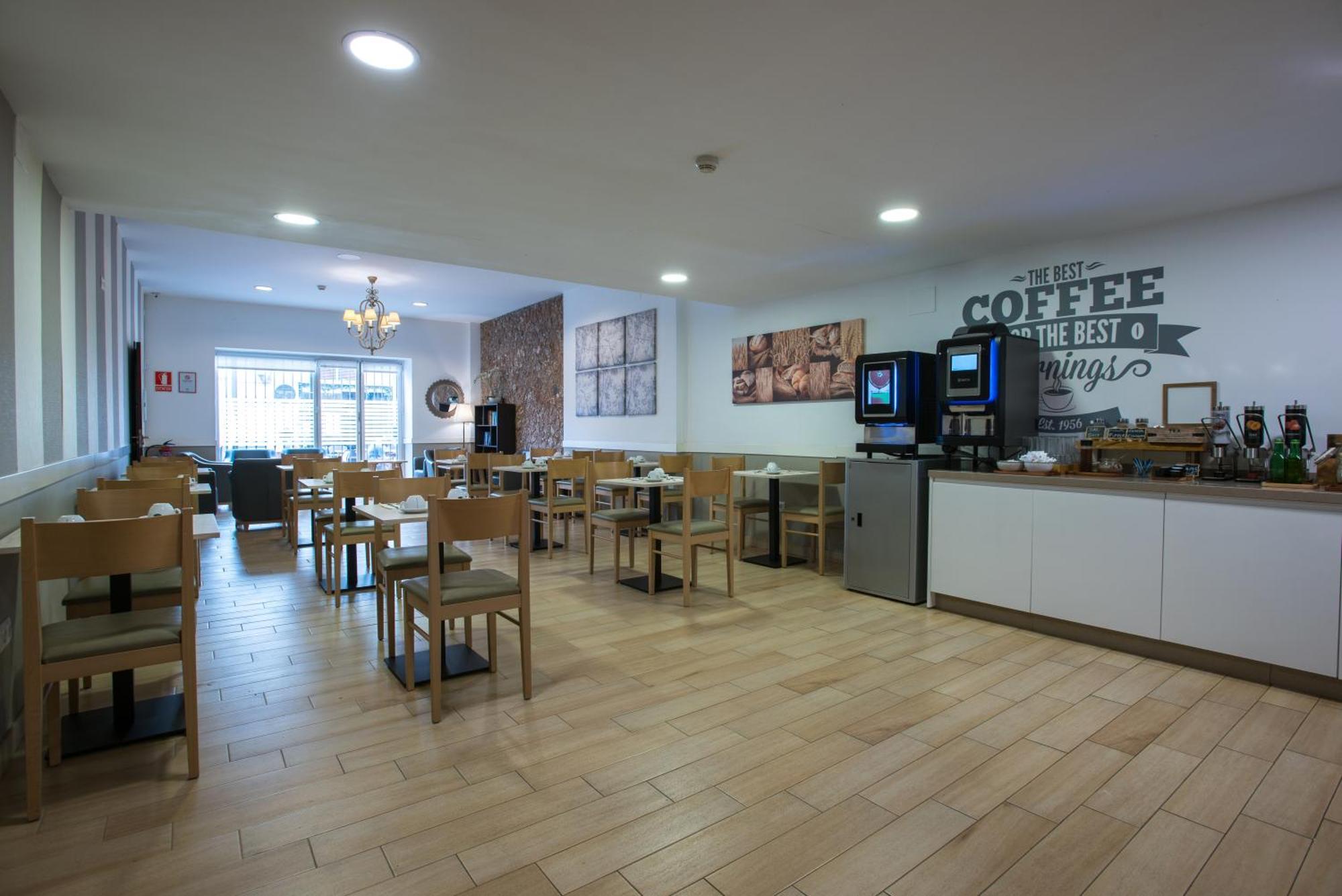 Hotel Sur Málaga Bagian luar foto